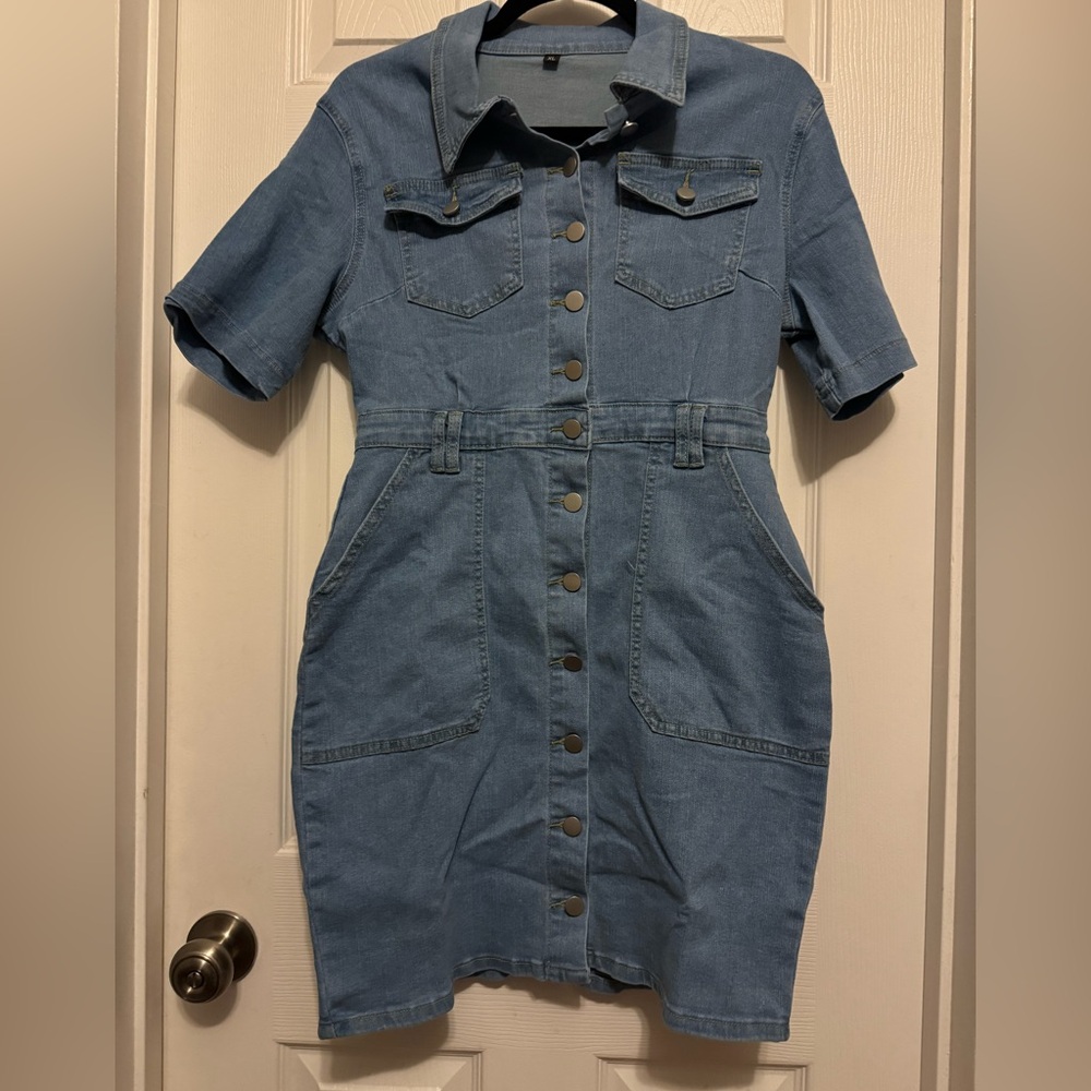 NEW! Denim Dress with pockets!